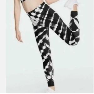 Victoria’s Secret Pink Seamless Tie Dye Leggings